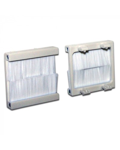 Вставка с белым щеточным вводом, 45х45 LANMASTER (LAN-SIP-23BR-WH) в Муроме Коннекторы ВО Pintop.ru