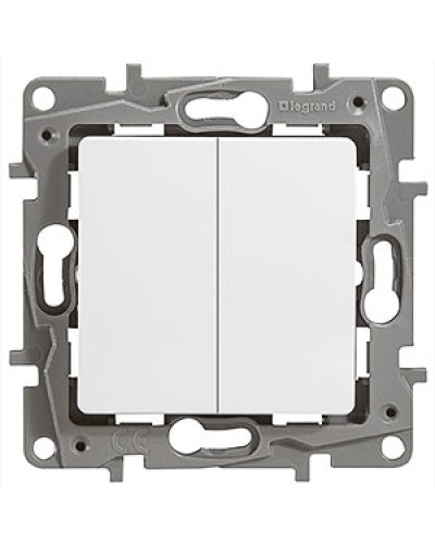 Выключатель двухклавишный 10 AX 250 В белый Etika Legrand 672202 в Муроме Аксессуары для кабель-канала Pintop.ru